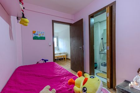 Apartamento à venda com 90m², 3 quartos e 1 vagaSuite 