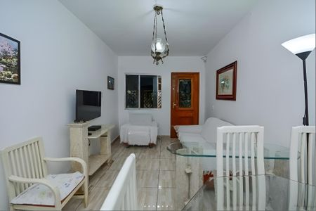Casa à venda com 125m², 2 quartos e 1 vaga Casa à venda com 125m², 2 quartos e 1 vagaSala