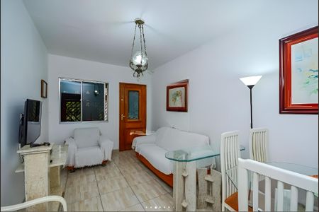 Casa à venda com 125m², 2 quartos e 1 vaga Casa à venda com 125m², 2 quartos e 1 vagaSala