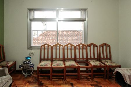 Apartamento à venda com 77m², 2 quartos e sem vagaSala