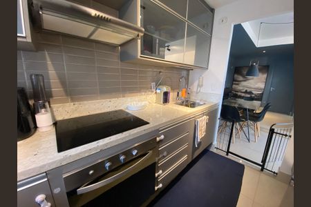 Apartamento à venda com 85m², 2 quartos e 1 vagaCozinha e Área de Serviço