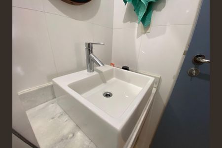 Apartamento à venda com 85m², 2 quartos e 1 vagaBanheiro 