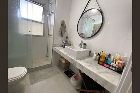 Apartamento à venda com 85m², 2 quartos e 1 vagaBanheiro 2