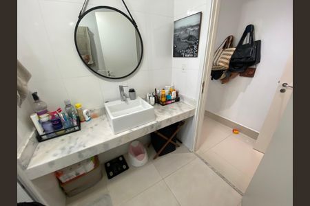 Apartamento à venda com 85m², 2 quartos e 1 vagaBanheiro 2