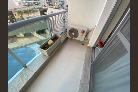 Apartamento à venda com 85m², 2 quartos e 1 vagaVaranda - Quarto 1