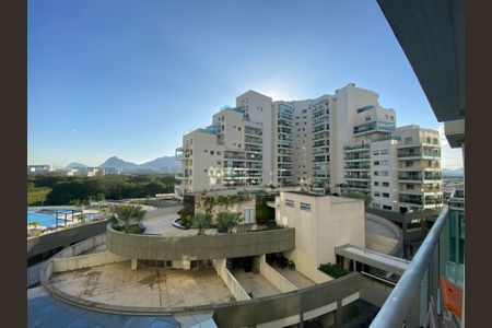 Apartamento à venda com 85m², 2 quartos e 1 vagaVaranda - Quarto 2