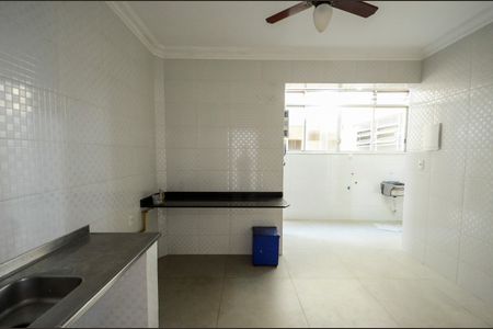 Apartamento à venda com 107m², 3 quartos e sem vagaCozinha