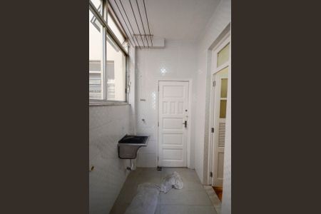 Apartamento à venda com 107m², 3 quartos e sem vagaÁrea de Serviço