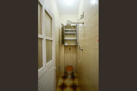 Apartamento à venda com 107m², 3 quartos e sem vagaBanheiro de Serviço