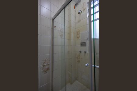 Apartamento à venda com 72m², 2 quartos e 1 vagaBanheiro Social