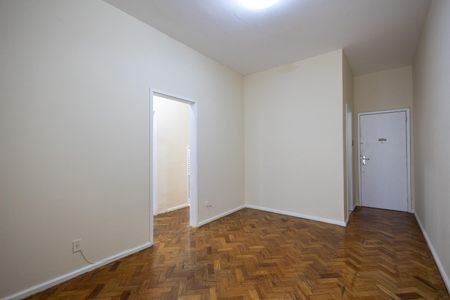 Apartamento à venda com 72m², 2 quartos e 1 vagaSala