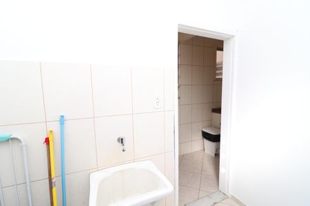 Apartamento à venda com 75m², 2 quartos e 1 vagaÁrea de Serviço