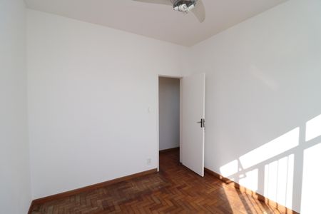 Apartamento à venda com 75m², 2 quartos e 1 vagaQuarto 2