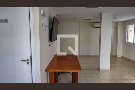 Apartamento para alugar com 56m², 2 quartos e 1 vaga Apartamento para alugar com 56m², 2 quartos e 1 vagaÁrea comum - Salão de festas