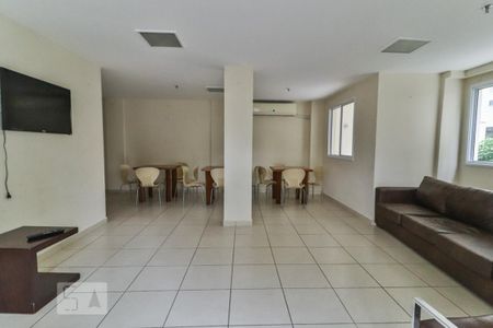 Apartamento para alugar com 56m², 2 quartos e 1 vagaÁrea comum - Salão de festas