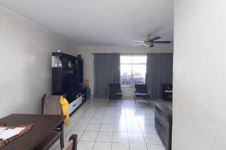 Casa à venda com 200m², 4 quartos e 3 vagasSala 