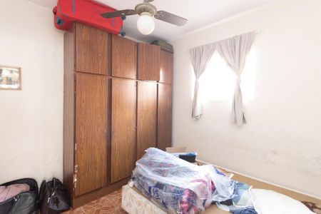 Casa à venda com 200m², 4 quartos e 3 vagasQuarto 2