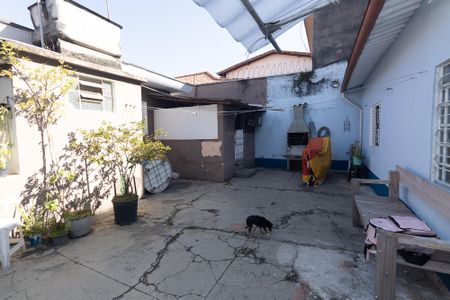 Casa à venda com 200m², 4 quartos e 3 vagasQuintal