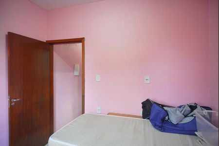 Casa à venda com 100m², 2 quartos e 4 vagasQuarto 2