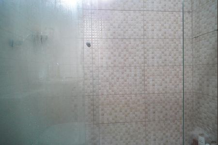 Casa à venda com 100m², 2 quartos e 4 vagasBanheiro Corredor