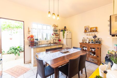 Casa para alugar com 120m², 2 quartos e 1 vagaCozinha