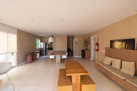 Apartamento para alugar com 52m², 2 quartos e 1 vaga Apartamento para alugar com 52m², 2 quartos e 1 vagaÁrea comum - Salão de festas