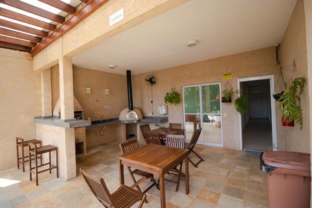 Apartamento para alugar com 52m², 2 quartos e 1 vaga Apartamento para alugar com 52m², 2 quartos e 1 vagaÁrea comum - Churrasqueira