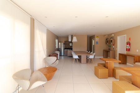 Apartamento para alugar com 52m², 2 quartos e 1 vaga Apartamento para alugar com 52m², 2 quartos e 1 vagaÁrea comum - Salão de festas