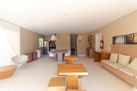 Apartamento para alugar com 52m², 2 quartos e 1 vaga Apartamento para alugar com 52m², 2 quartos e 1 vagaÁrea comum - Salão de festas