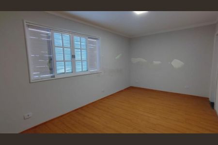 Casa à venda com 2 quartos, 105m² em Vila Ivone, São Paulo