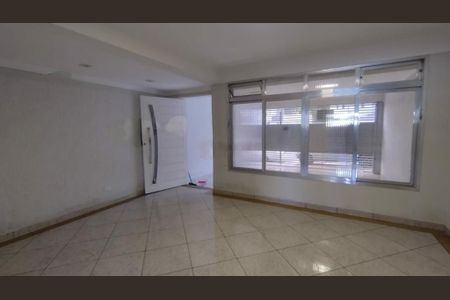 Casa à venda com 2 quartos, 105m² em Vila Ivone, São Paulo