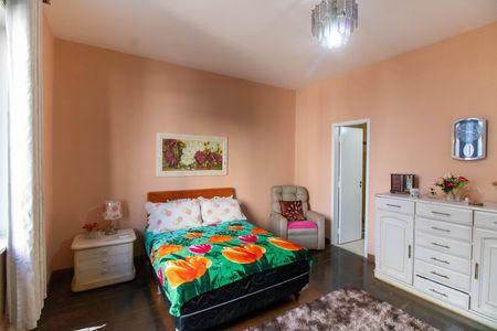 Apartamento para alugar com 150m², 3 quartos e 1 vaga Apartamento para alugar com 150m², 3 quartos e 1 vagaSuíte