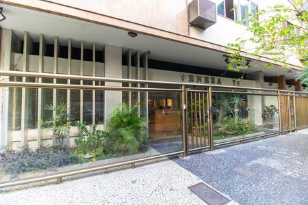 Apartamento para alugar com 150m², 3 quartos e 1 vaga Apartamento para alugar com 150m², 3 quartos e 1 vagaFachada