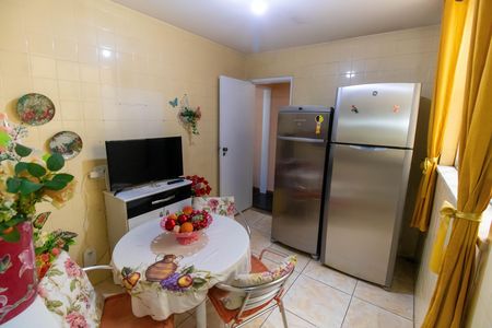 Apartamento para alugar com 150m², 3 quartos e 1 vaga Apartamento para alugar com 150m², 3 quartos e 1 vagaCozinha