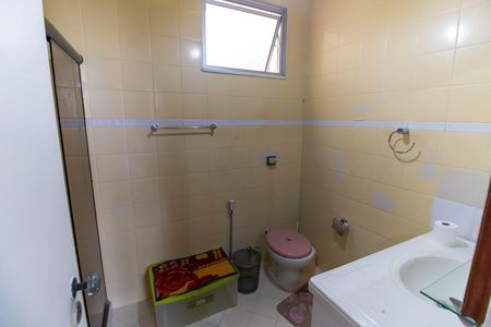 Apartamento para alugar com 150m², 3 quartos e 1 vaga Apartamento para alugar com 150m², 3 quartos e 1 vagaBanheiro da Suíte