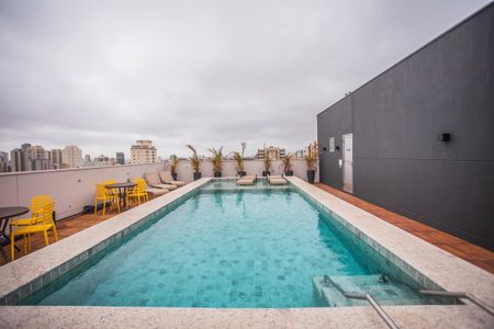 Studio à venda com 24m², 1 quarto e sem vagaLounge - Piscina