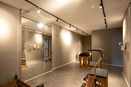 Studio para alugar com 27m², 1 quarto e sem vaga Studio para alugar com 27m², 1 quarto e sem vagaÁrea comum - Academia