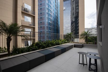 Studio para alugar com 27m², 1 quarto e sem vaga Studio para alugar com 27m², 1 quarto e sem vagaÁrea comum - Salão de festas