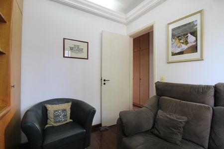 Apartamento à venda com 103m², 3 quartos e 2 vagasQuarto 2
