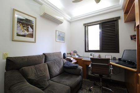 Apartamento à venda com 103m², 3 quartos e 2 vagasQuarto 2