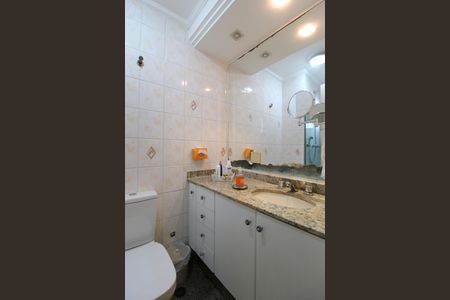 Apartamento à venda com 103m², 3 quartos e 2 vagasBanheiro da Suíte