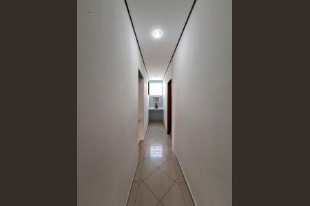 Casa à venda com 295m², 3 quartos e 6 vagasCorredor