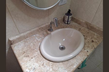 Casa à venda com 295m², 3 quartos e 6 vagasBanheiro