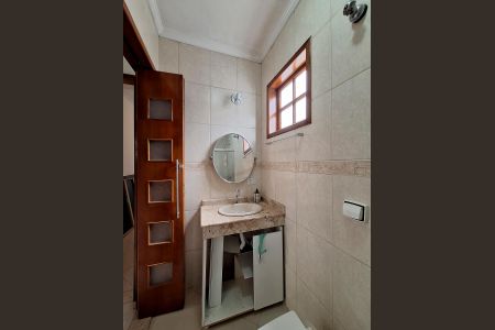 Casa à venda com 295m², 3 quartos e 6 vagasBanheiro