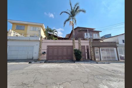 Casa à venda com 295m², 3 quartos e 6 vagasFachada