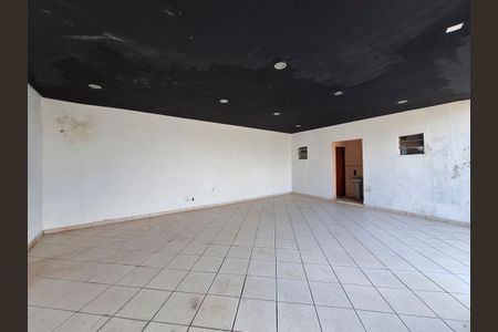 Casa à venda com 295m², 3 quartos e 6 vagasGaragem