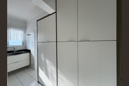 Apartamento à venda com 74m², 2 quartos e 2 vagasCozinha