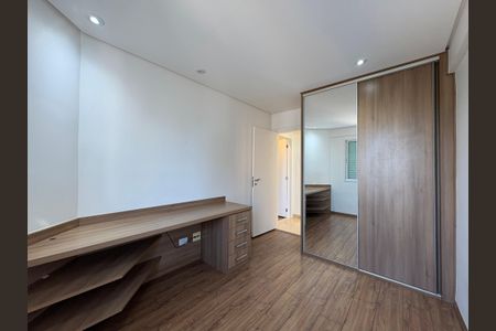 Apartamento à venda com 74m², 2 quartos e 2 vagasQuarto 1