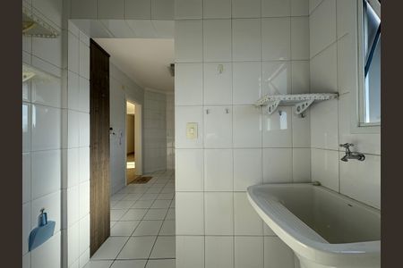 Apartamento à venda com 74m², 2 quartos e 2 vagasLavanderia