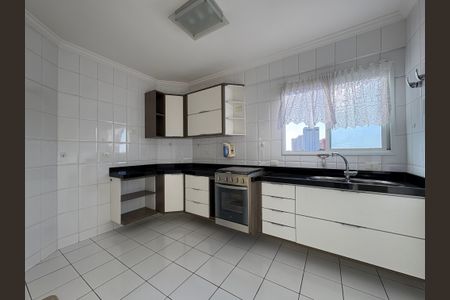 Apartamento à venda com 74m², 2 quartos e 2 vagasCozinha